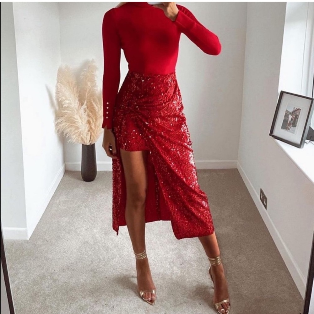 Zara red sequin skirt xs